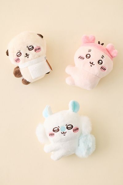CHiiKAWA Hugger Blind Box Plushie Clip Figure