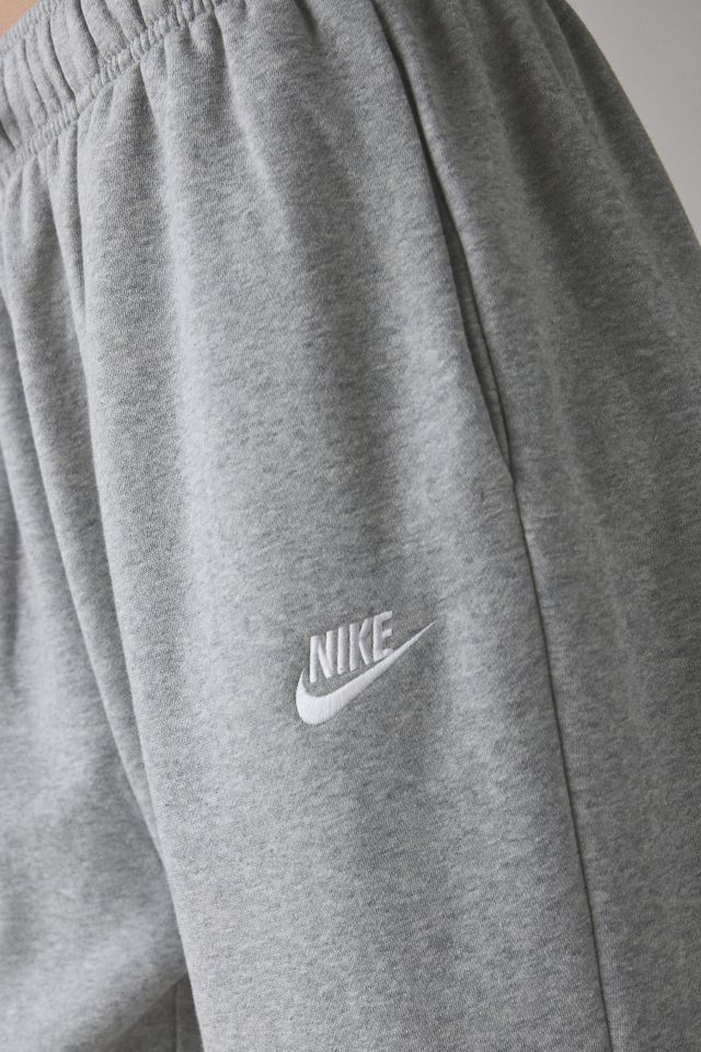 Nike Sportswear Club Fleece Mid-Rise Oversized Sweatpant #2
