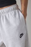 Nike Sportswear Club Fleece Mid-Rise Oversized Sweatpant