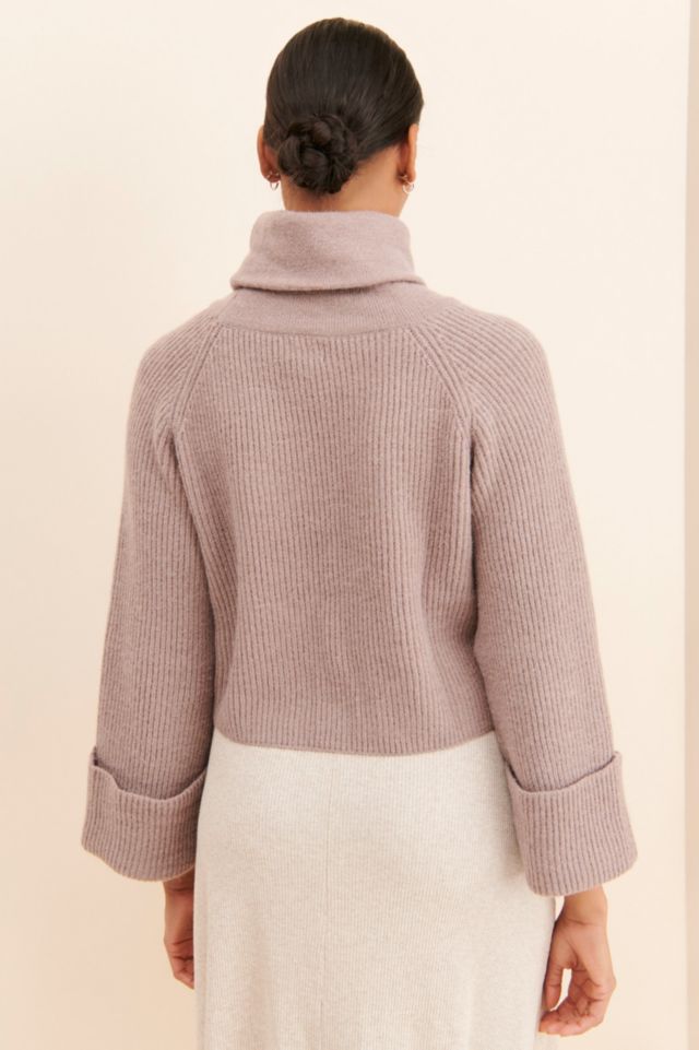 4SI3NNA Reign Sweater #1
