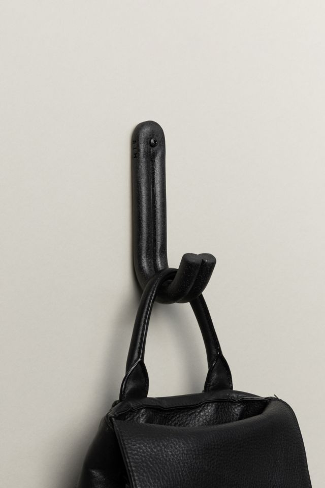 SIN Leggy Curl Wall Hook #2