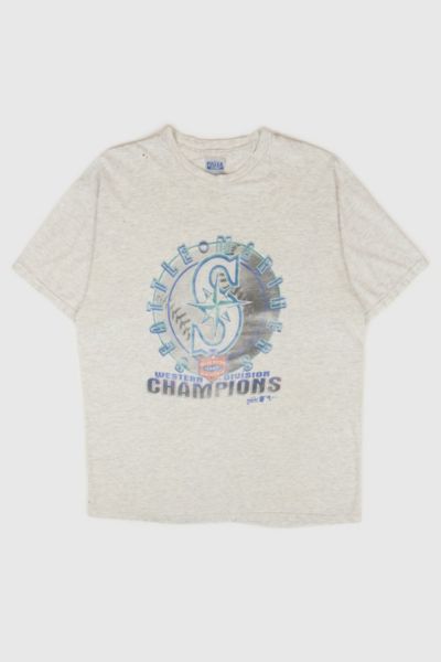 STAYCOOLNYC Coastal Graphic Tee