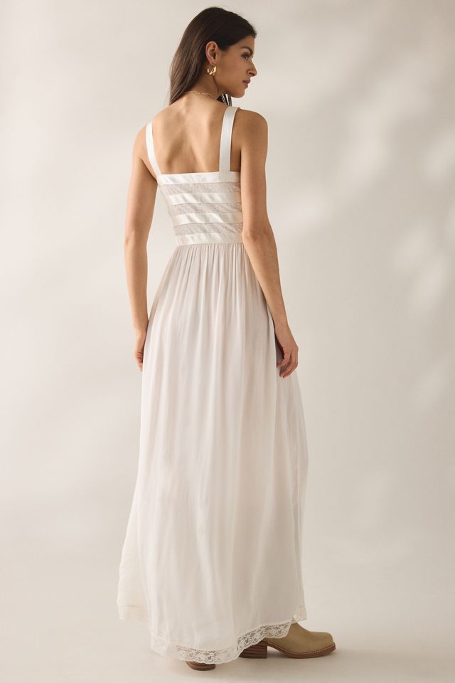 LoveShackFancy Lovelace Banded Bow Detail Maxi Dress | Urban Outfitters