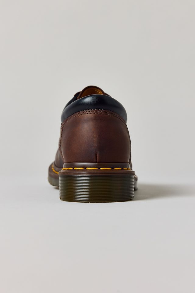 Dr. Martens Men's 8053 Savannah 5-Eye Shoes | Urban Outfitters
