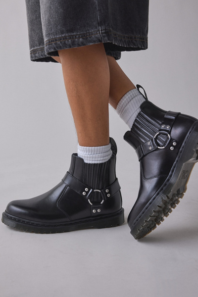 Dr.Ｍartens マーチン2976 HARNESS チェルシー　ブーツUK4 Dr. Martens Men's 2976 Harness Leather Chelsea Boot | Urban Outfitters