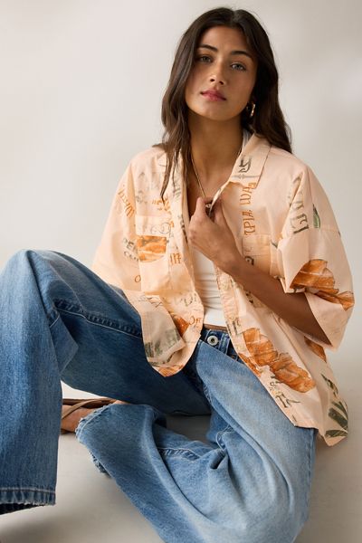 BDG Keepsake Souvenir Graphic Short Sleeve Button-Up Shirt