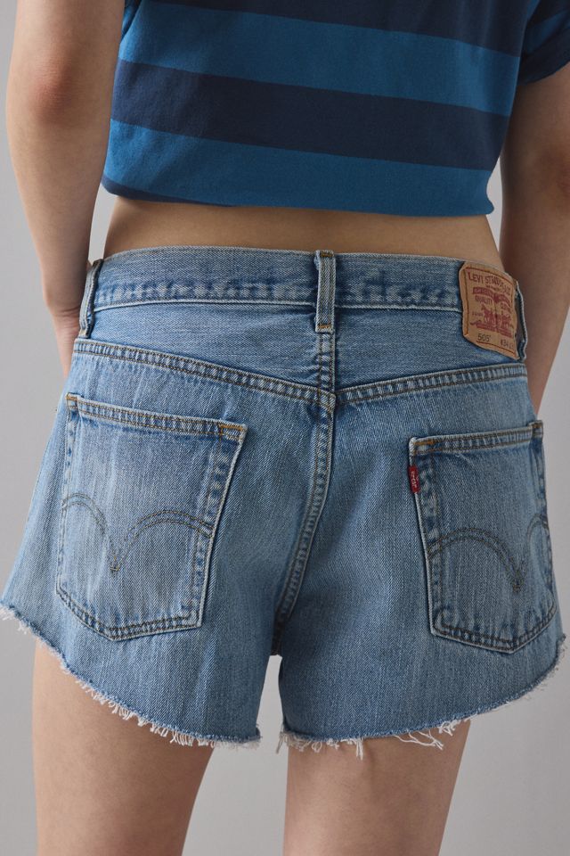 Short en denim coupé Levi's® ReMADE By UO #3
