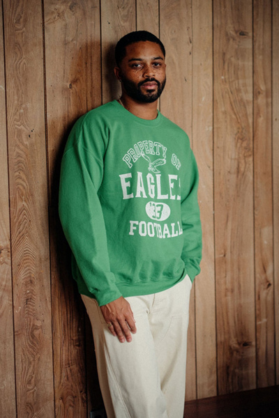 Junk Food Nfl Property Flea Market Crewneck Sweatshirt In Irish Green, Men's At Urban Outfitters