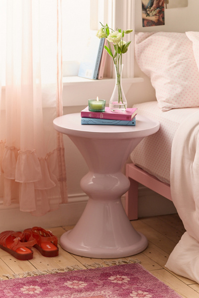 Amaya Hourglass Indoor/Outdoor Side Table in Blush at Urban Outfitters