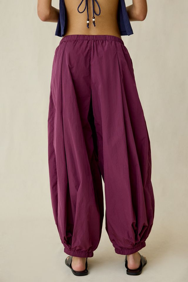 BDG Cloud Low-Rise Baggy Balloon Pants #4