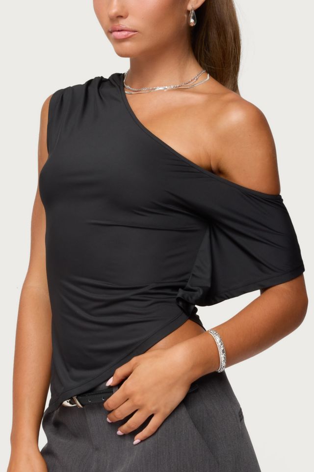 Edikted Katana Asymmetric Off Shoulder Top #2