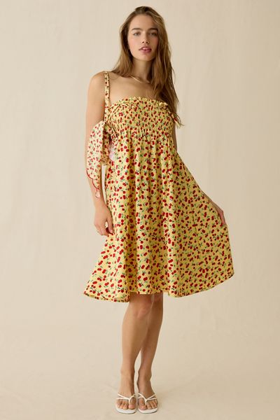 European Vacation Outfits & Accessories | Urban Outfitters