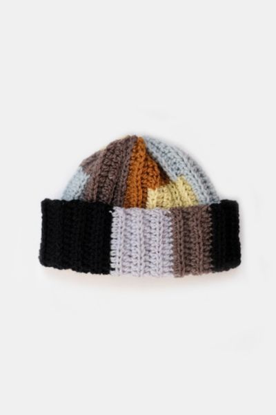 MARVES new york Upcycled Scrap Yarn Crochet Short Roll Beanie