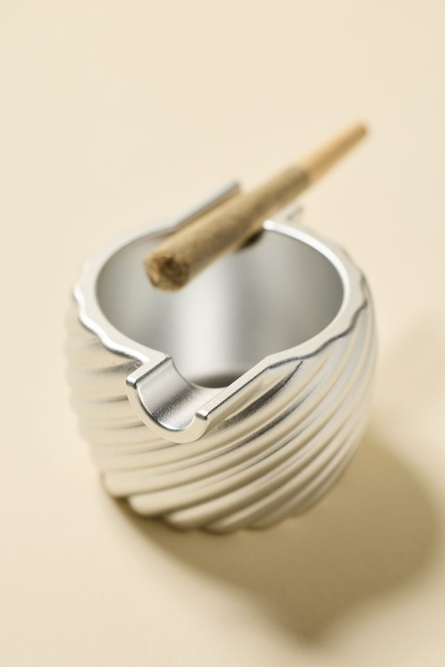 Z’s Life Waveform Twisted Metal Ashtray #1