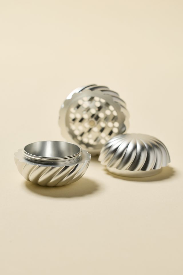 Z’s Life Waveform Metal Grinder #1
