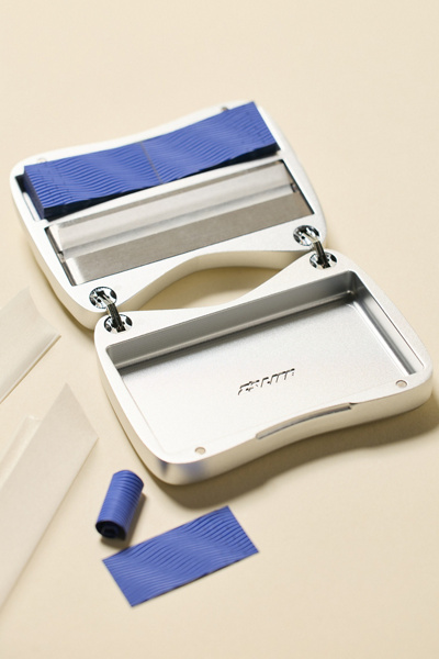 Z’s Life Waveform Metal Rolling Case