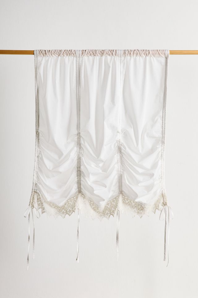 Wispy Crochet Trim Balloon Window Valance #1