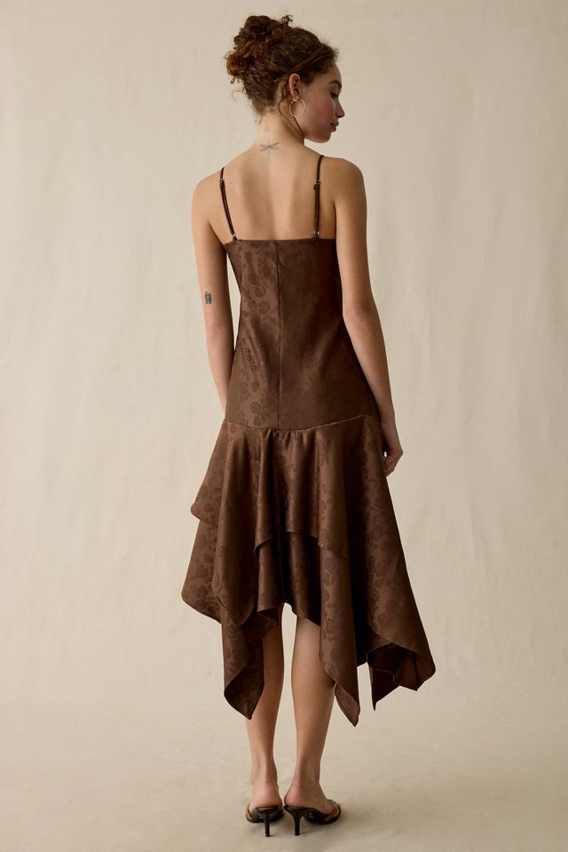 Robe midi Elise à ourlet asymétrique mouchoir Muse Assembly #3