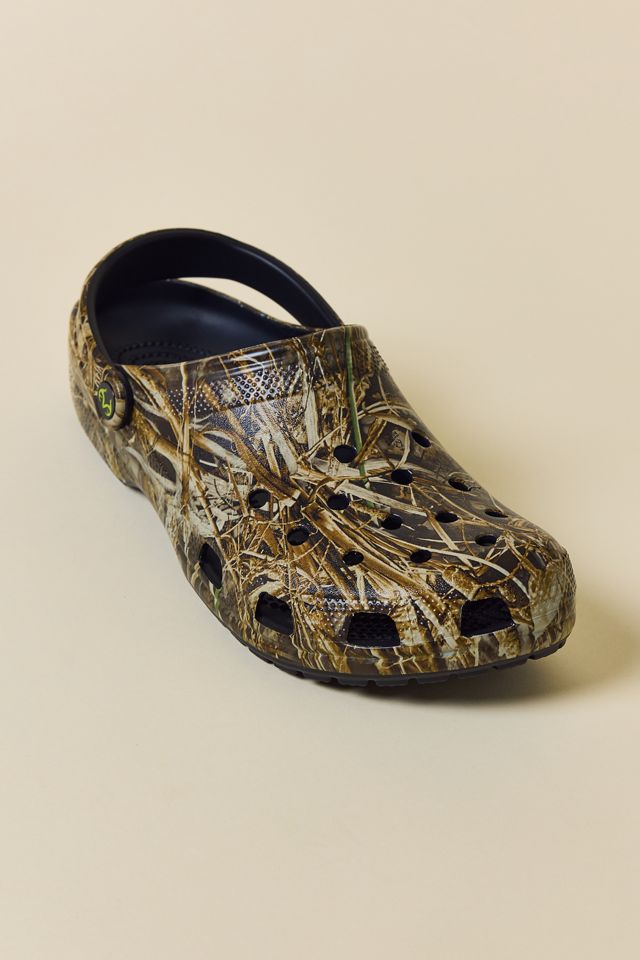 Crocs Men's Realtree MAX-7® Classic Clogs #2