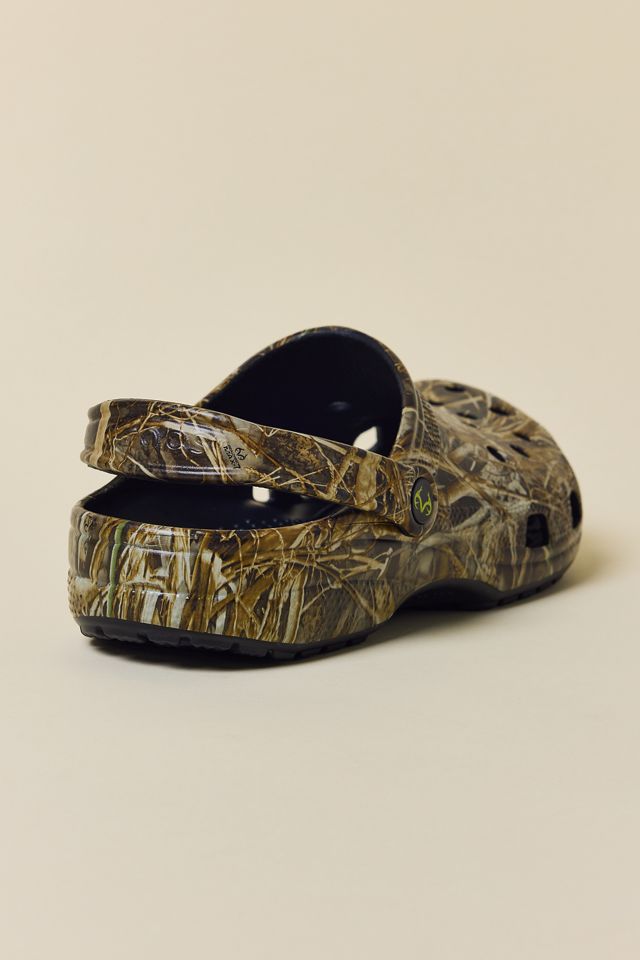 Crocs Men's Realtree MAX-7® Classic Clogs #3