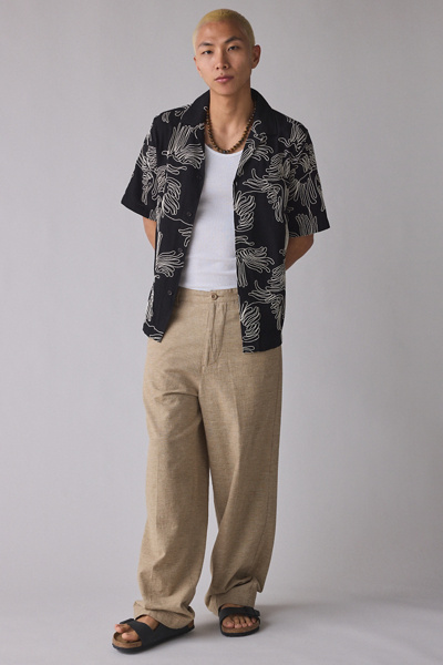 Les Deux Liam Allover Flower Embroidery Short Sleeve Shirt