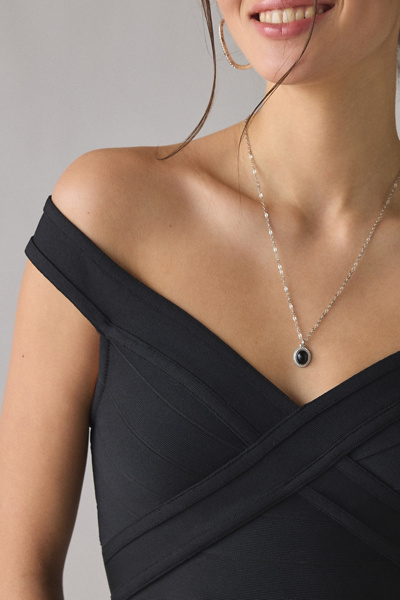 UO Kimmie Bandage Plunging Off-The-Shoulder Top