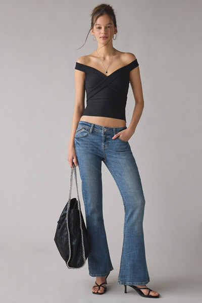 UO Kimmie Bandage Plunging Off-The-Shoulder Top