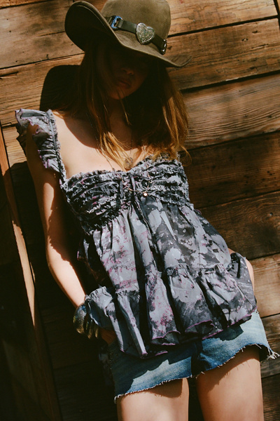 Kimchi Blue Nera Ruffle Babydoll Tie-back Tunic Top In Black, Women's At Urban Outfitters