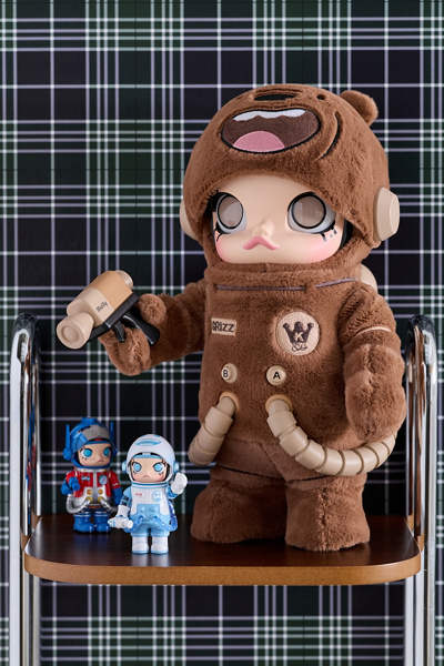 POP MART Mega Space Molly 400% We Bare Bears Blind Box Figure