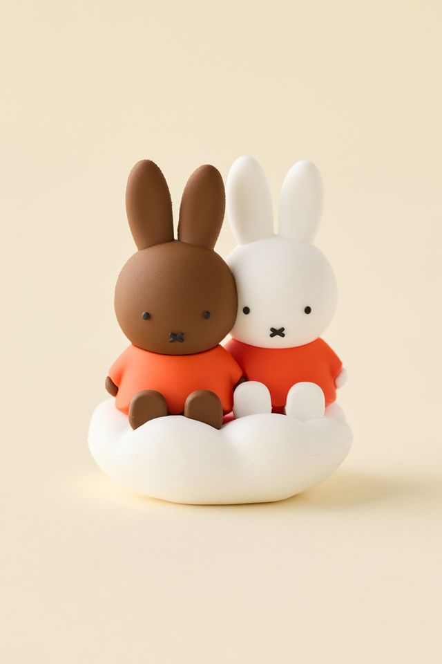 Smoko Miffy & Melanie In The Sky Blind Box Figure | Urban Outfitters