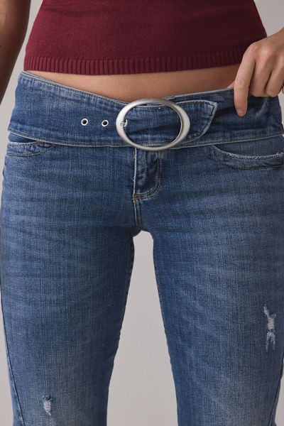 Jeans évasés BDG Miko à taille basse avec ceinture et coutures torsadées