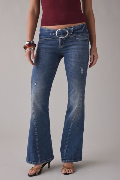 Jeans évasés BDG Miko à taille basse avec ceinture et coutures torsadées