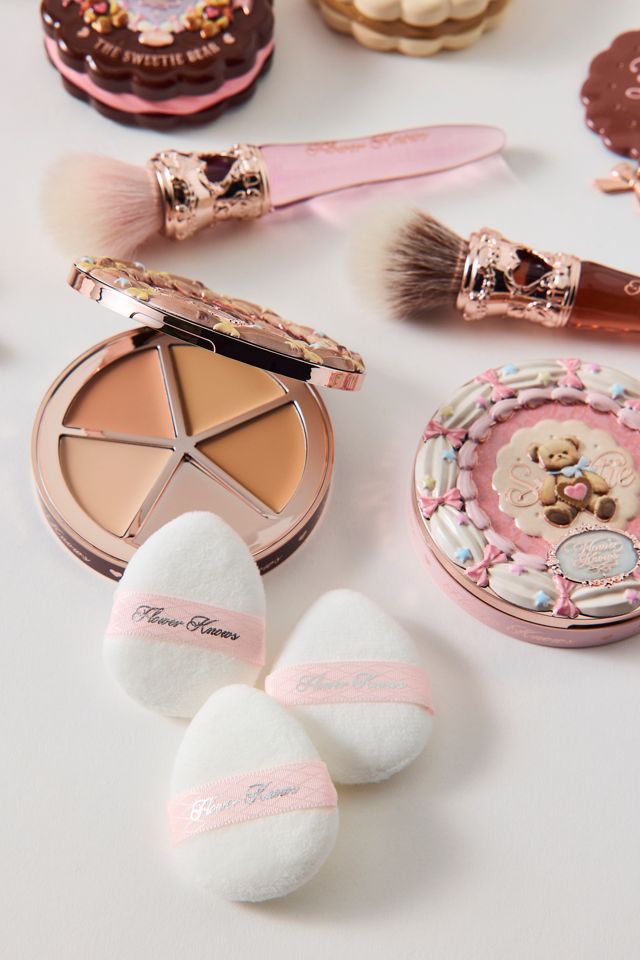 Flower Knows The Sweetie Bear Series All-In Makeup Gift Set #3