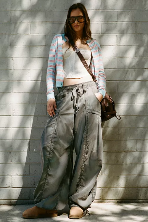 BDG Sunridge Mid-Rise Cargo Balloon Pants