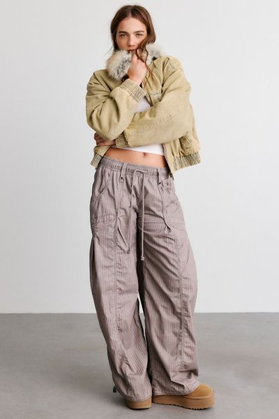 BDG Sunridge Mid-Rise Cargo Balloon Pants