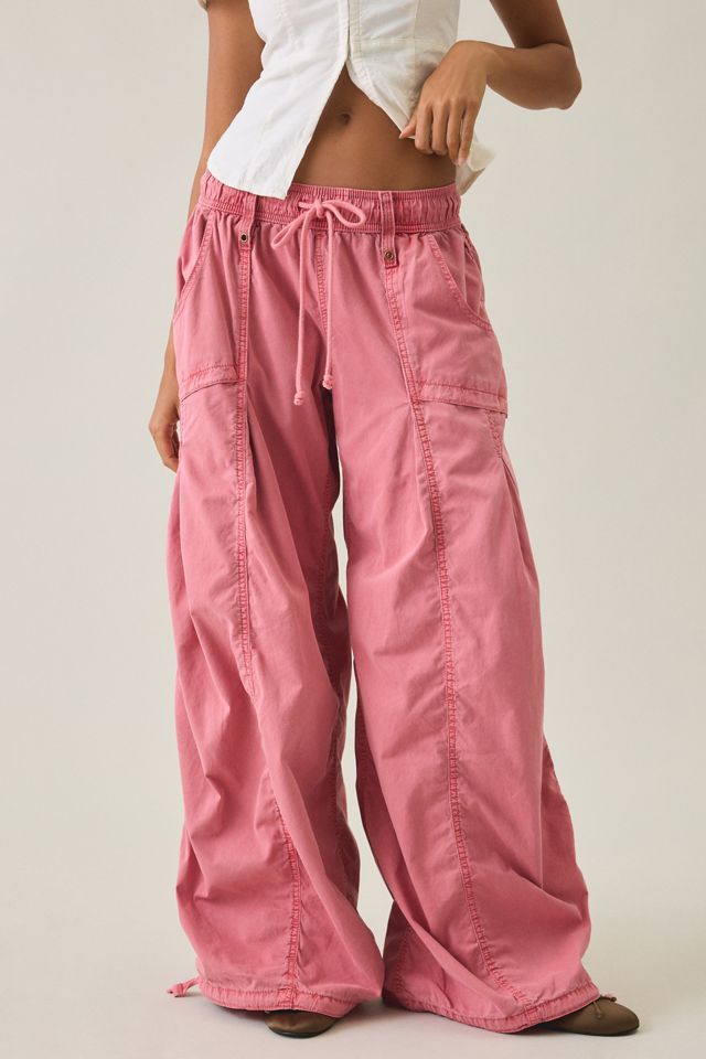 BDG Sunridge Mid-Rise Cargo Balloon Pants #1
