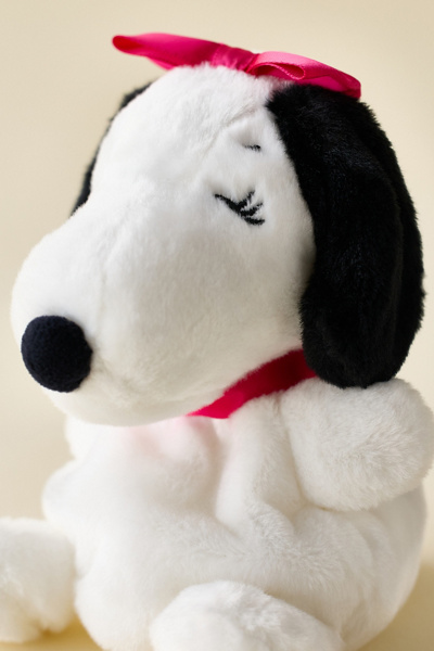 Peanuts Belle Palm Pal Plushie