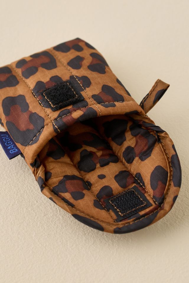 BAGGU Puffy AirPods Case #1