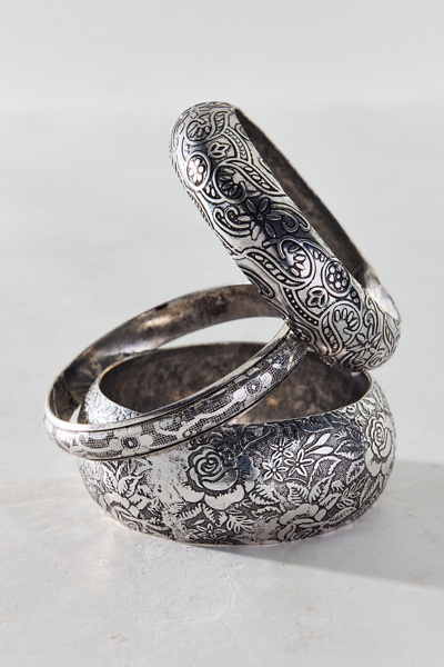 Wanderers Embossed Metal Boho Bangle Bracelet Set