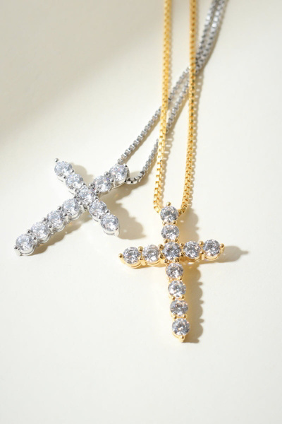 The M Jewelers Bella Pavé Cross Necklace