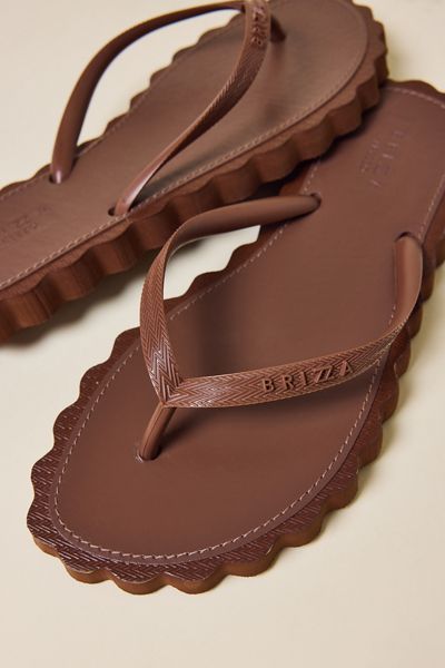 Brizza Arezzo Scalloped Thong Sandals