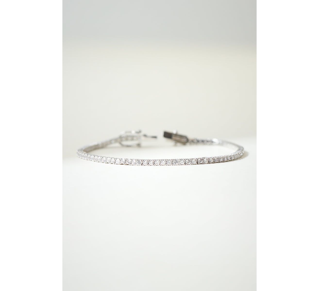The M Jewelers Pavé Tennis Bracelet