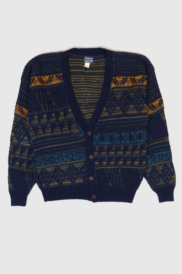 Vintage Cardigan Sweater 02