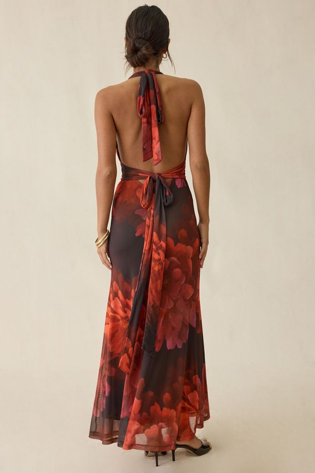 Robe longue Bardot Elera à motif floral rouge en maille avec décolleté plongeant et dos nu #3