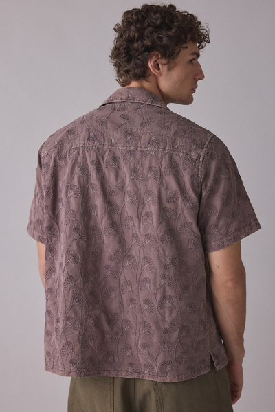 UO Tonal Embroidery Washed Short Sleeve Button-Down Shirt