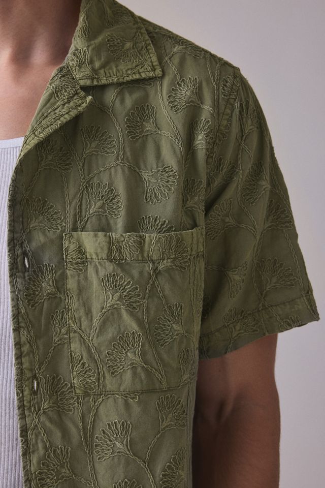 Chemise à manches courtes boutonnée délavée avec broderie ton sur ton UO #3