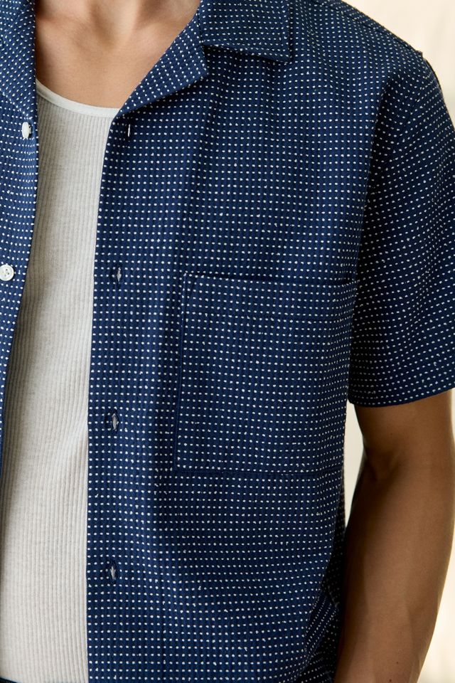 Chemise UO à col camp boutonnée texturée à pois suisses #2