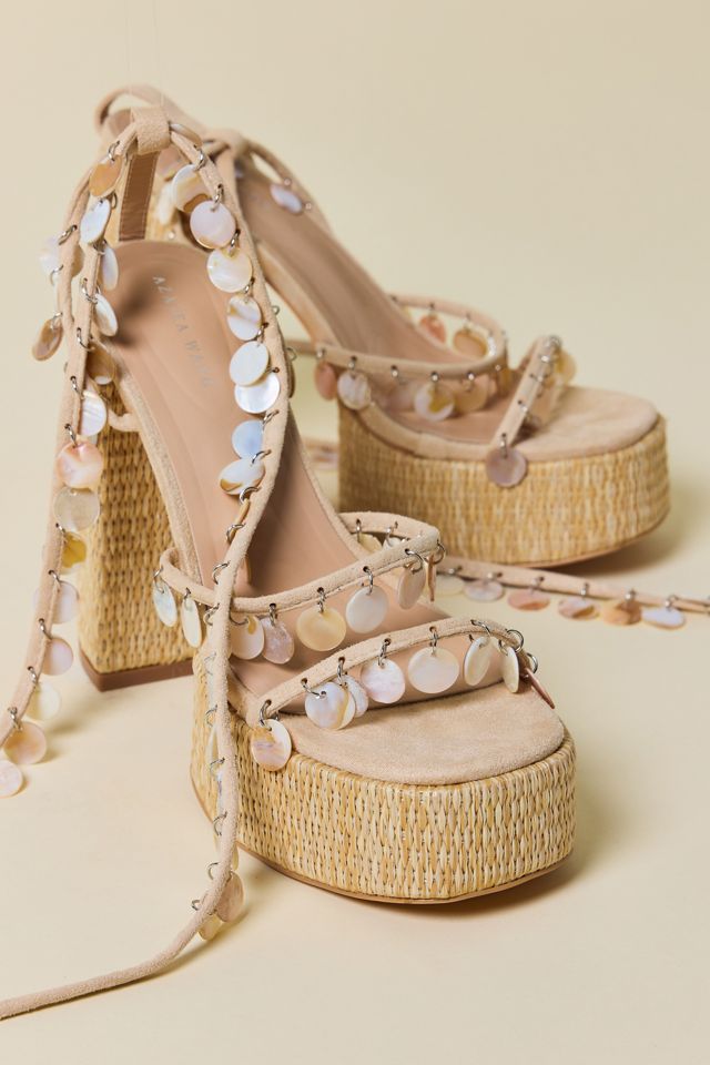 Azalea Wang Zazzie Shell Platform Sandals | Urban Outfitters Canada