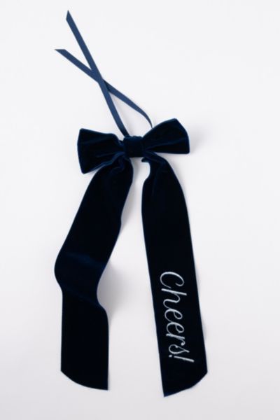 No Reservations Wine Bow