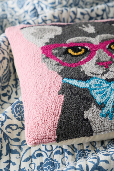 Fancy Cat Glasses Hooked Wool Throw Pillow